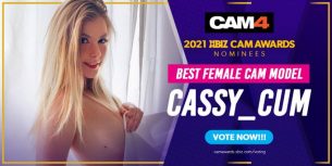 Vota por la camgirl francesa Cassy_Cum en los Xbiz Awards