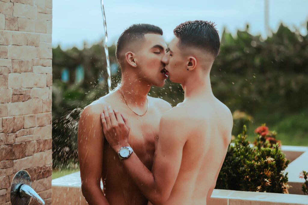 coppia gay twinks latinos
